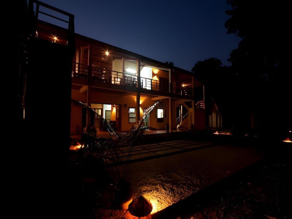 Forest Floor Lodge Cát Tiên Exterior foto