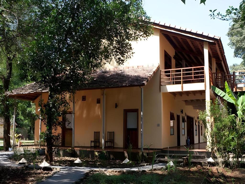 Forest Floor Lodge Cát Tiên Exterior foto